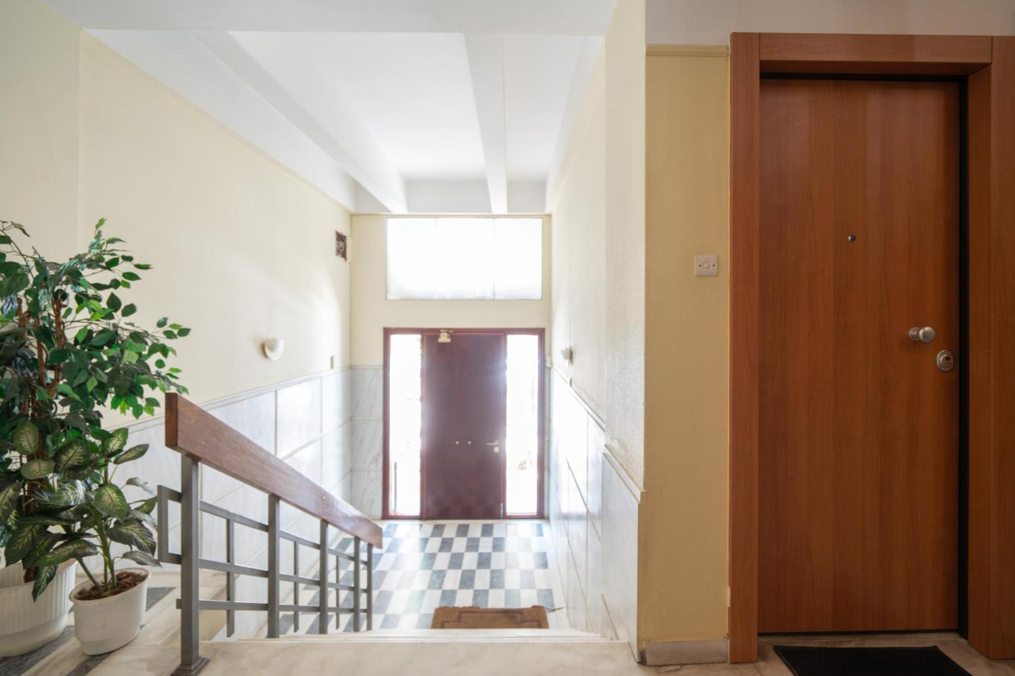 Sophisticated Modern Apt In Athens Center Esterno foto
