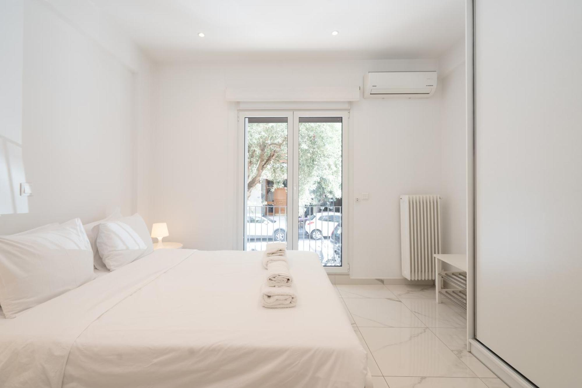 Sophisticated Modern Apt In Athens Center Esterno foto